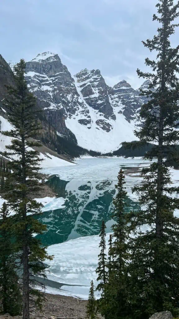 Half frozen Moraine Lake view from Rockpile
