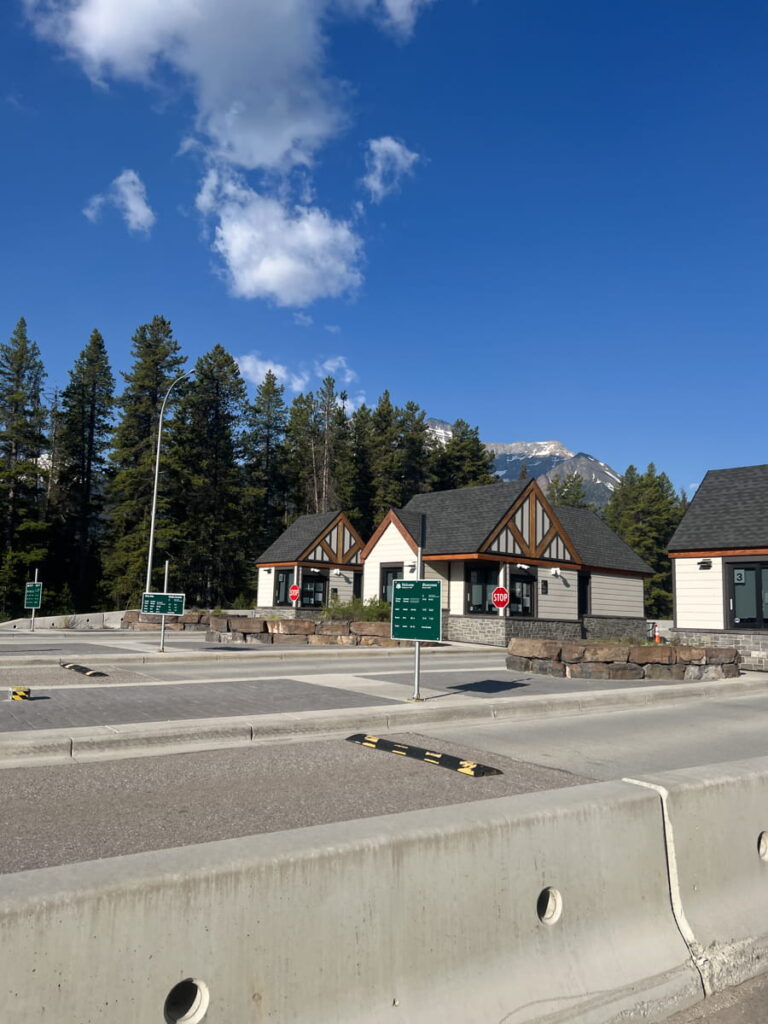 Niblock Gate on Icefield Parkway